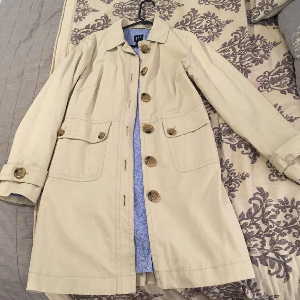 Trench coat